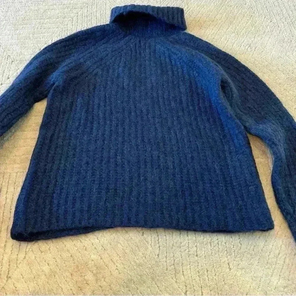 Pacas Womens Cozy Baby Alpaca Blend Pullover Turtleneneck Sweater Blue Medium - Picture 6 of 8